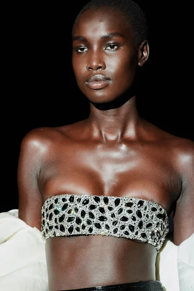Look 38